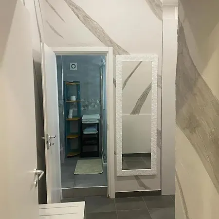 Casetta Zebra 3* Неаполь
