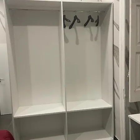 بيت ضيافة Casetta Zebra نابولي