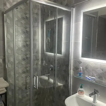 Casetta Zebra 3*